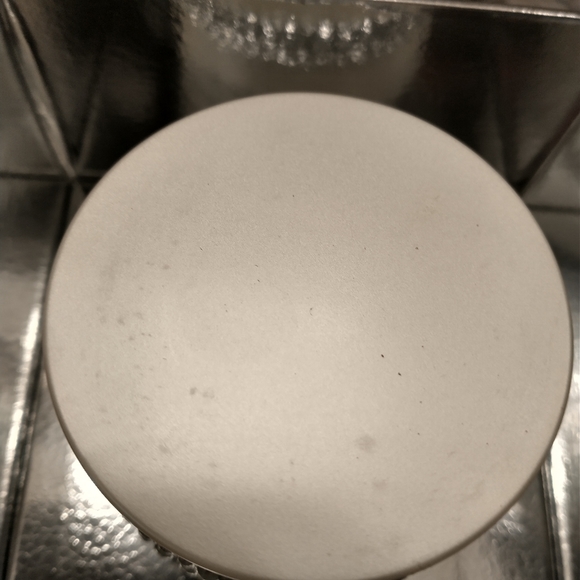 Face moisturizer - Picture 3 of 6